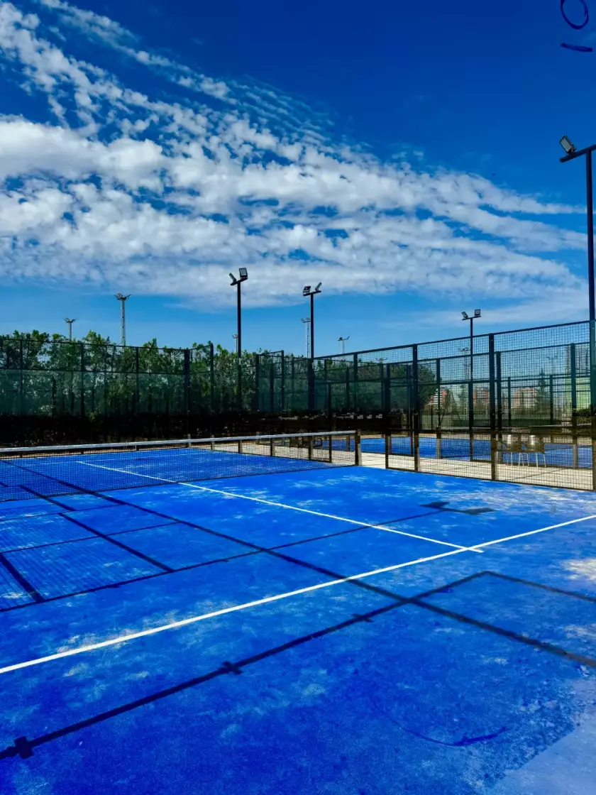 4 pistas de pádel